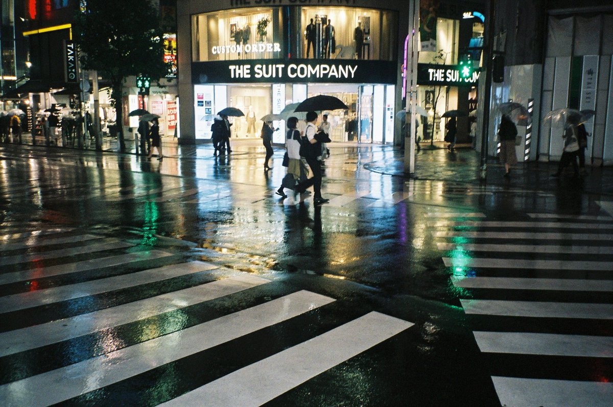 mattdreamsneon's tweet photo. Tokyo on 35mm film - part 3 https://t.co/DwF6zioLgy