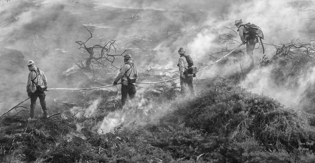 Stever1552Steve's tweet photo. #firefighters from #Fullerton at #SilveradoFire #IrvineFire #orangecounty #California #photojournalism #fire #OCFA #ocfire #picoftheday #silveradocanyonfire #IrvineFires #firefighter #photo #photographylovers #bnw_captures #blackandwhitephotography #blackandwhitephoto https://t.co/bQrf1w6Wfw