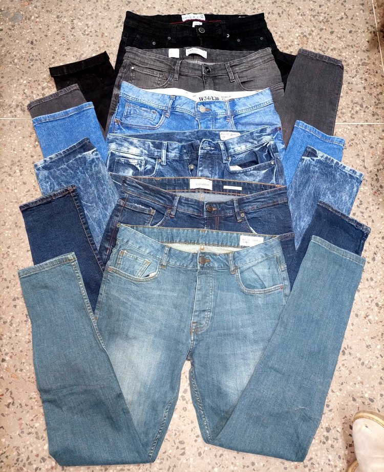icladfashion's tweet photo. 💥Slim fit ,strecher jeans #BarakaZaMilele
💥plain and ripped 
💥At just $12
💥Call/whatsapp order 
📍0701458192 📍0782 281719
#MainaAndKingangi  #DearMrDeputyPresident 
#ToyotaStarletKenya
#COVID19 
#MatchMakeTacha https://t.co/sh04LHNiLm