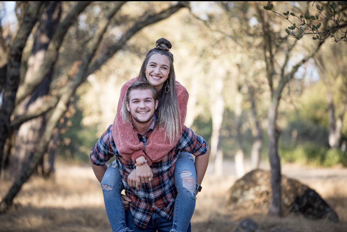 baileyrene00's tweet photo. Bc there’s too many that I love and I have to share them somewhere 🥺💛🥰 ✨ https://t.co/VxA6K2ES8r