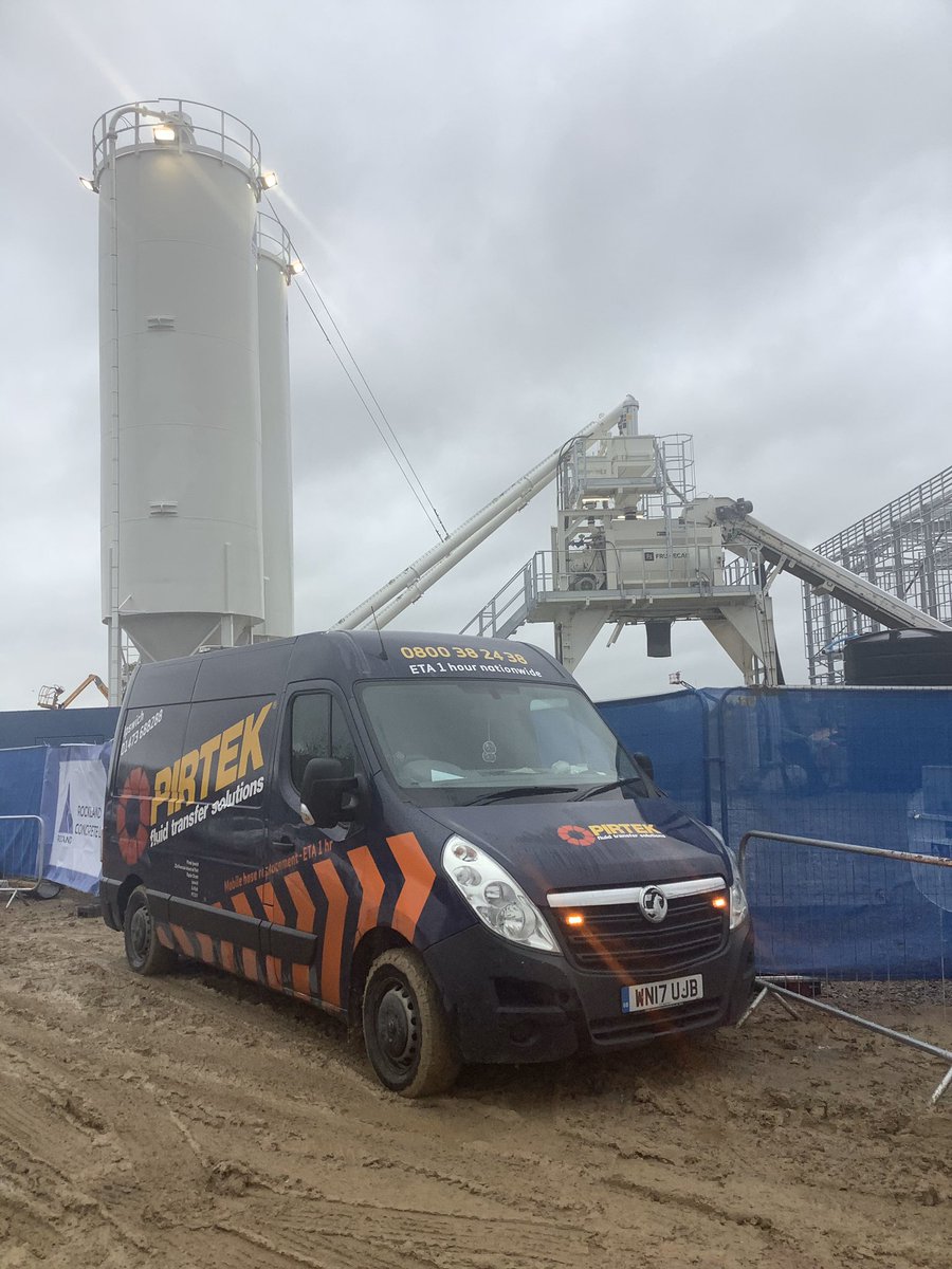 PirtekIpswich's tweet photo. Onsite repairs, keeping the concrete flowing #workinprogress #Onsite2020 https://t.co/z9obJUKjMO