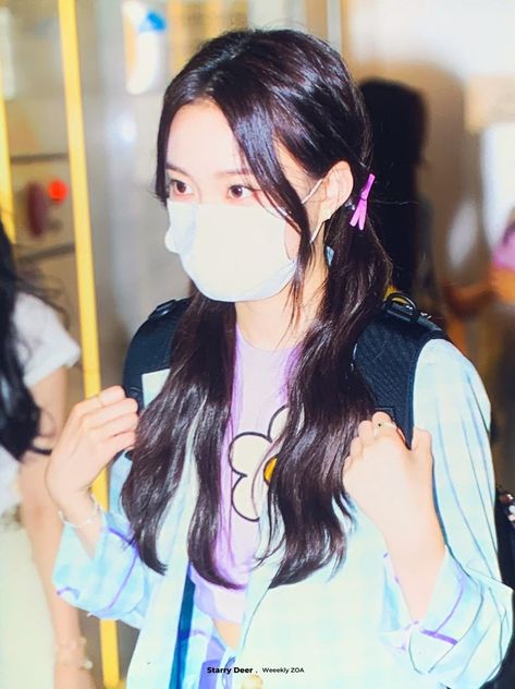 #ZOA #조아 ♡ #WEEEKLY #위클리 
<a href="/_Weeekly/">Weeekly (위클리)</a>