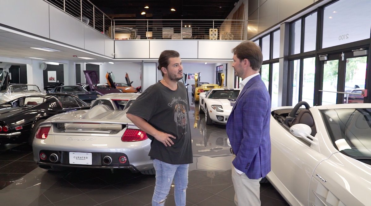 ¡Hola!

La empresa destacada de hoy es  We Are Curated, concesionario de coches de lujo especializado en coches clásicos y vintage, en Miami. 

Su propietario Jorge Ricart, acudió al país en 2012 para ayudar a un amigo y decidió emprender en este sector

➡️bit.ly/3e0XSDU