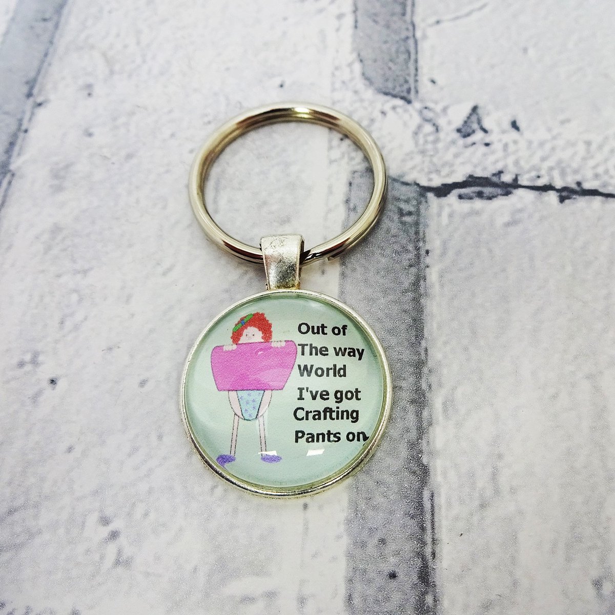 martisanne's tweet photo. Crafters keychain, Gift for crafter, crafting keyring, craft addict keychain, craft nerd, funny, co worker gift, humour, crafting charm, Q2 https://t.co/2Ew6f93Lky #TMTinsta #EtsyTeamUnity #GiftForCrafter https://t.co/brQAorUk15