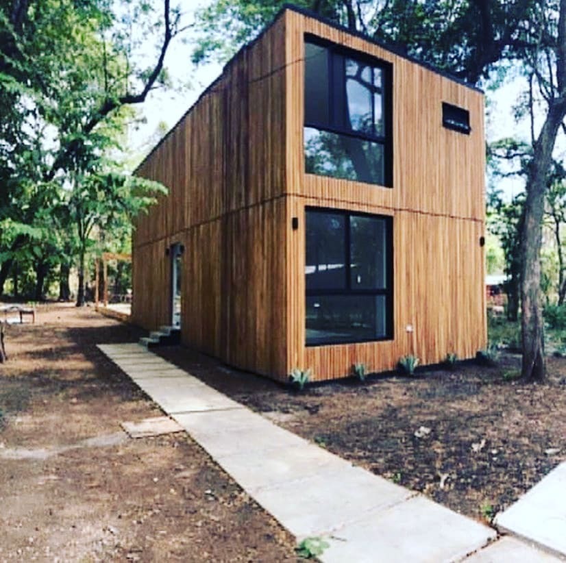 homecubic's tweet photo. Nos encanta ver la creatividad construyendo con contenedores
😃😃😃🤩🤩🤩👌👌👌
.
.
.
.
.
#containerhouse
#containerhome
#containerhomes
#containerlove
#containerarchitecture
#arquitecturaecuador
#arquitecturamoderna https://t.co/DRpQ7mLwkf https://t.co/ElYpKa4e64