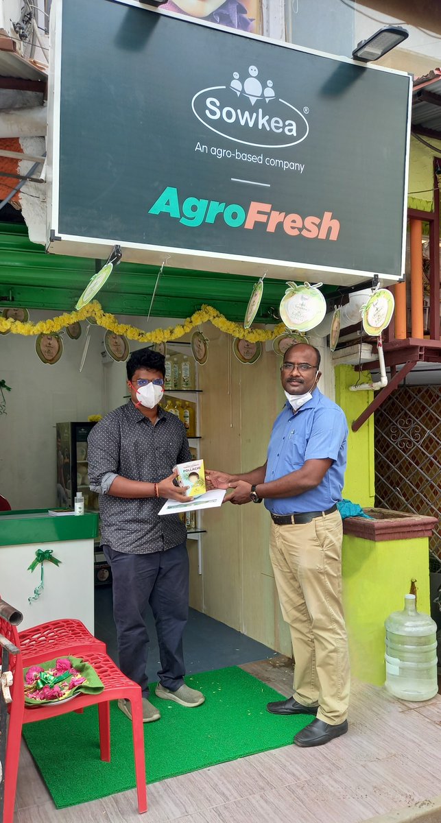 sowkea_agro's tweet photo. #SowkeaAgro launched #AgroFresh, our retail outlets across various prime locations in #Chennai in the month of #September. 

Read here: https://t.co/8zGyfJRCT3

#Sowkea #RetailStore #Hub #RetailOutlet #ValueCustomers #SupportIndianFarmers #HaloElaneer #TenderSpringz #Royapettah https://t.co/Jn8simKfId