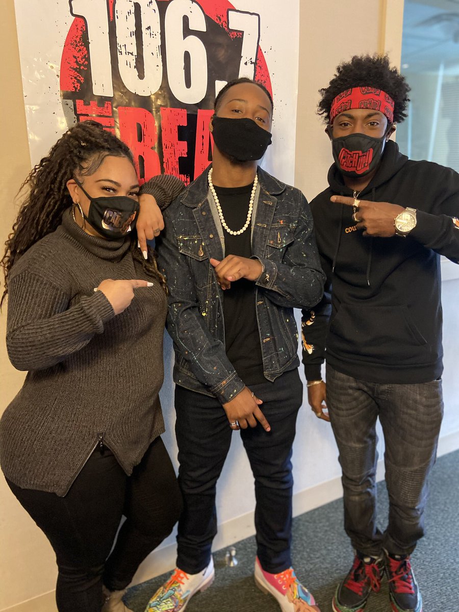 madebyStvr's tweet photo. S/O to @1067TheBeat @DJIQ614 Annie Bee for having me it was a lit experience and meant a lot to let Columbus know more about MADEBYSTVR 🔥🔥💪🏾 #CATCHUP #1067TheBeat #614 https://t.co/jngiDgjF8j