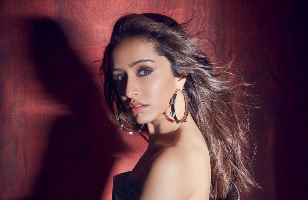 #Naagin Tales Are Back In #Bollywood, #ShraddhaKapoor To Play ‘Icchadhari Naagin’ In #NikhilDwivedi’s Trilogy
#IcchadhariNaagin #Nagin #VishalFuria @Nikhil_Dwivedi @ShraddhaKapoor
https://t.co/bl6miIXlZY https://t.co/LvqlfDPJ7F