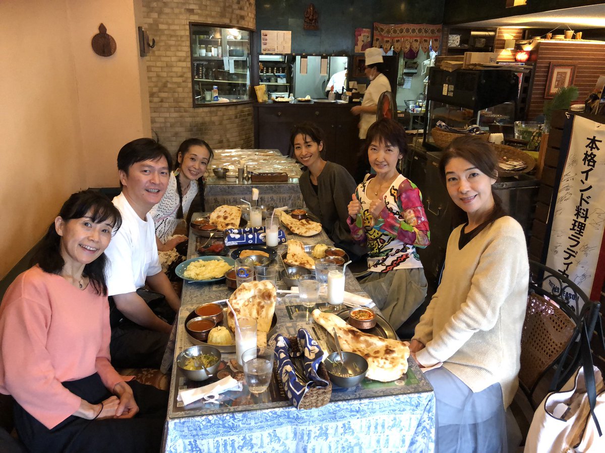 nyankoballet's tweet photo. Happy halloween❣️💫🎃👻今日はバットボルトビャンバ先生をお迎えしてのハロウィンクラス🎃カレー屋🍛さんでのランチ会と楽しいひと時を過ごしました😋💕 #halloweenweek #halloween #happy #halloween #balletclassical #balletstudio #ballet #ハロウィンコスプレ #ハロウィン #バレエスタジオ https://t.co/eLvXm5wT6s
