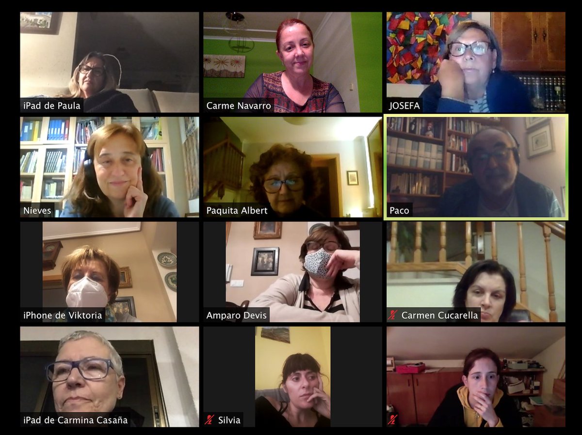 carme_nadolz's tweet photo. Doncs si senyors i senyores, mentre que alguns ens veiem obligats a passar a la #virtualitat i el nostre #treball penja d'un fil, altres se'n van de "#party". Després diran que si la joventut açò i la jovenalla allò...🤬🤬🤬
#ClubdeLectura versus soparot!!!
#CulturaSegura https://t.co/3OvLiqQkW9