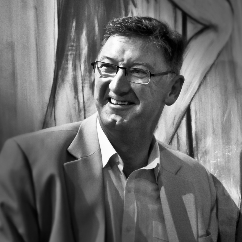 What lights you up? Are you inspired by action, good health &amp; wellbeing, paying it forward and gratitude?

Tanya Levy &amp; Vikki Friedman have put their hearts on a sleeve and created something incredible which Simon will be a part of.

The result – the VIT… instagr.am/p/CG4LTZDAaq8/