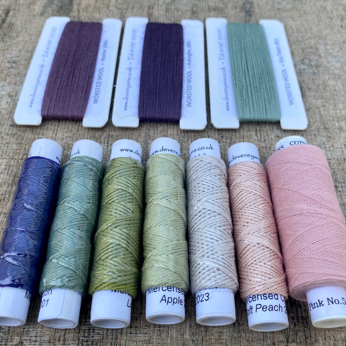 DeVereYarns's tweet photo. Worsted wool, mercersied cotton and gassed combed cotton embroidery threads ๐งต
#devereyarns #cotton #thread #embroideryfloss #worstedwool https://t.co/sOCGYGC1Cq