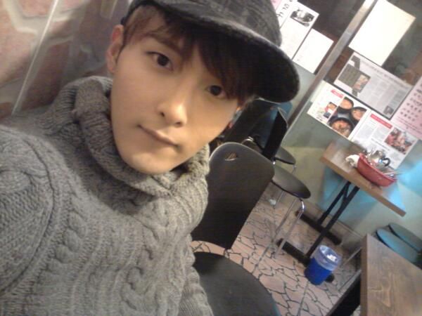 hourlyryeowook's tweet photo. #려욱 #RYEOWOOK #슈퍼주니어
#SUPERJUNIOR
[ @SJofficial ] https://t.co/wNWUDJnmJR