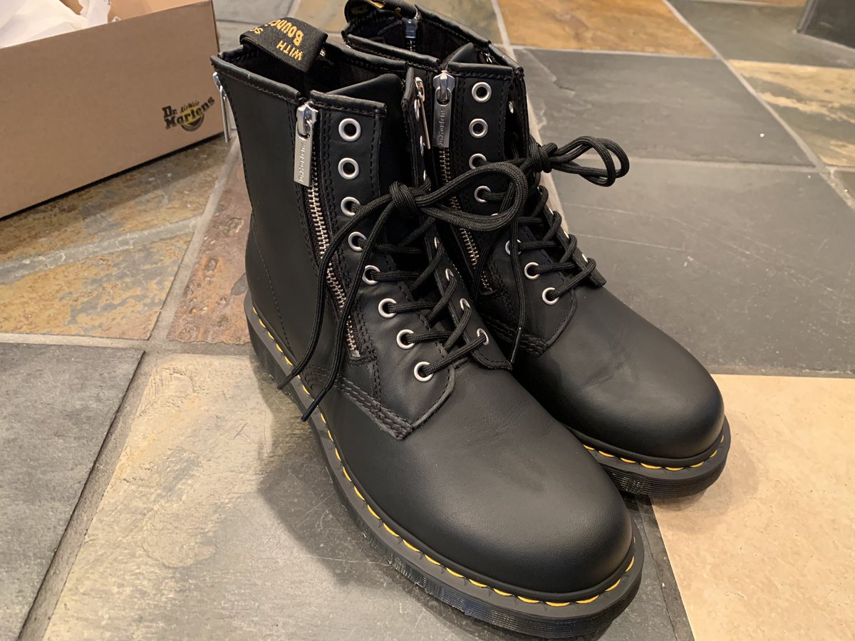 srmr_coke00's tweet image. マーチンでびゅー