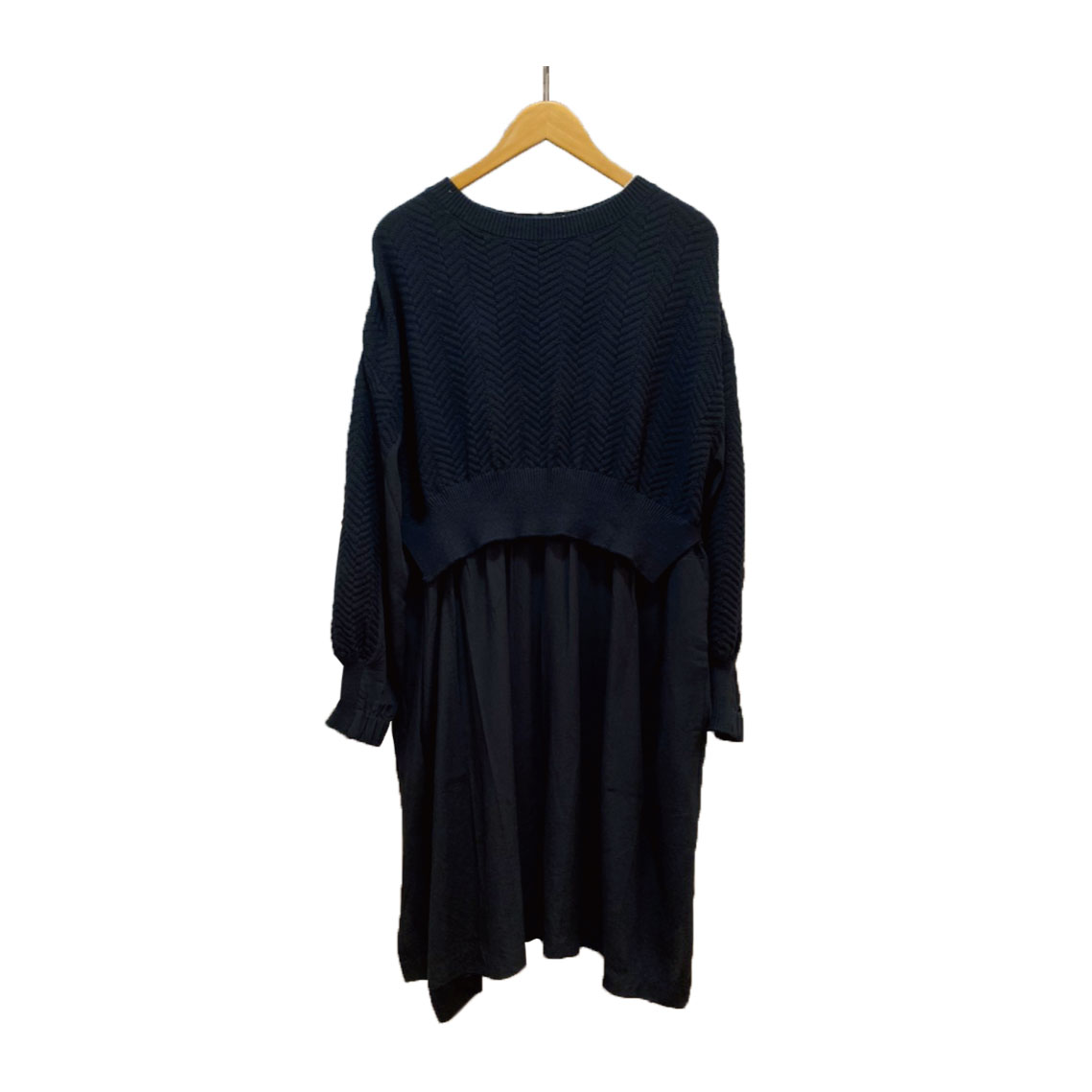 Evoluir Ne Net Herringbone Jersey ワンピース Blk へリンボン柄の綿ニットとシャツ素材の生地をドッキングしたデザインワンピースです Evoluir Selectshop 金沢市 静岡市 Nenet ネネット ワンピース ヘリンボーン ニット 切替え Evoluir Ne Net Herringbone Jersey ワンピース Blk へリンボン柄の綿ニットとシャツ素材の生地をドッキングしたデザインワンピースです Evoluir Selectshop 金沢市 静岡市 Nenet ネネット ワンピース ヘリンボーン ニット 切替え
