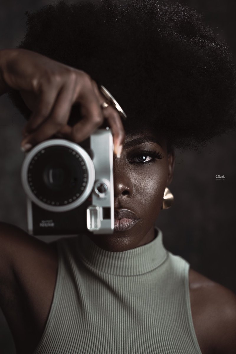 zimmani's tweet photo. Trying to represent 🙌🏾

#Theportraitassassin 🔫 https://t.co/1p2eW79w5h