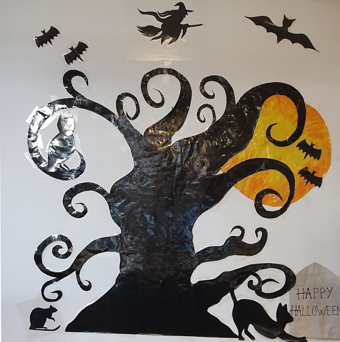 BMVRdeNice's tweet photo. Un étrange arbre a poussé dans la BIBLIOTHEQUE LEONARD DE VINCI- L'ARIANE ...
#halloween #bmvrnice https://t.co/Epp47dsqaQ