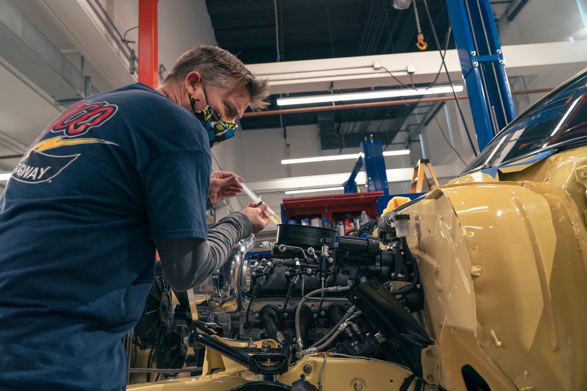 Super Chevy Magazine tweet media