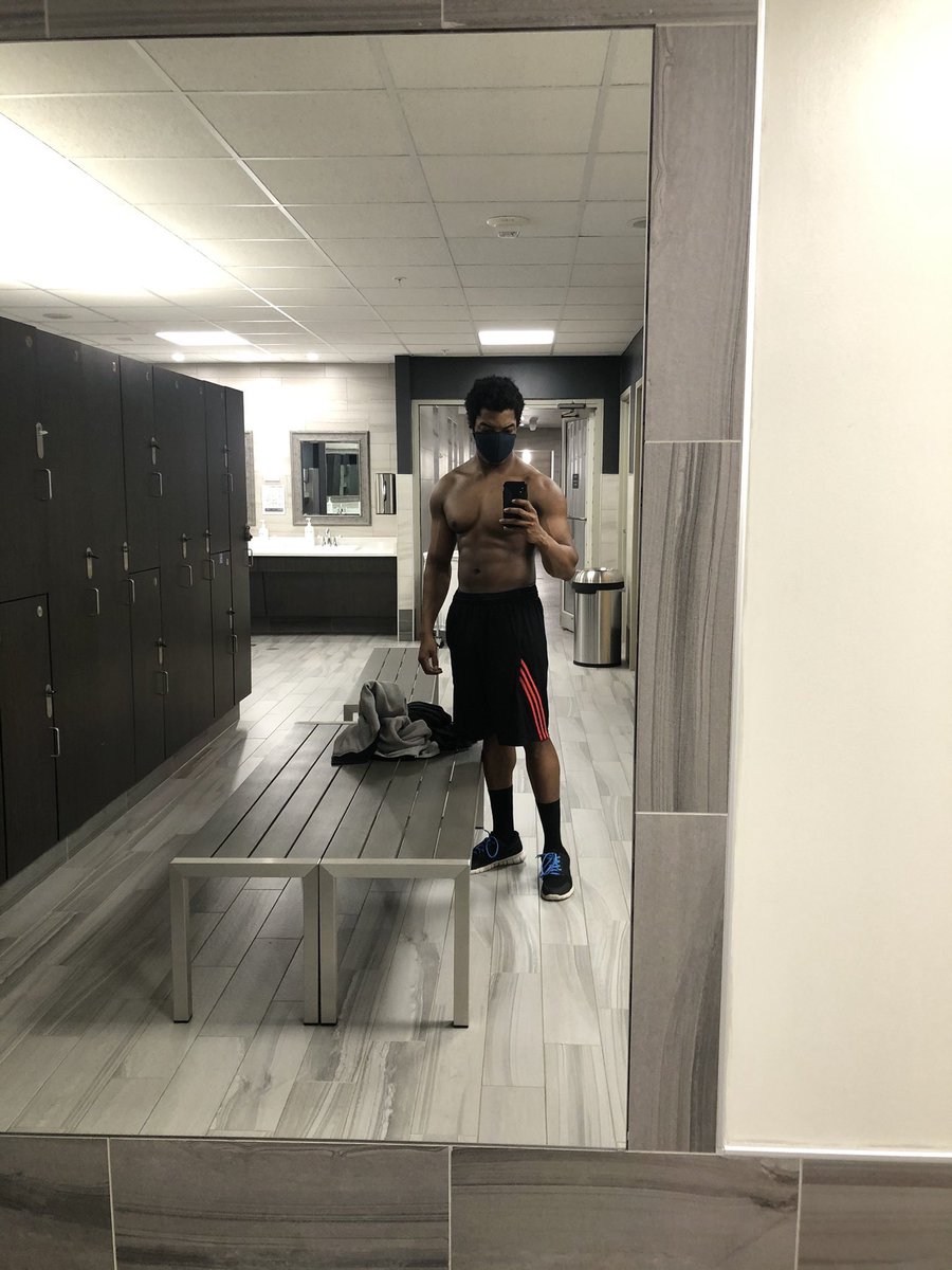 parmajoncheese's tweet photo. #AestheticCheck 3 Noticeable Developments:
-More serratus progress (cont)
-Hands getting uglier (cont)
-More overall figure https://t.co/4699XRazZq