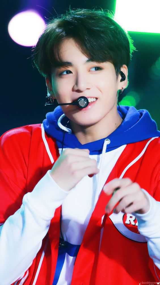 BTSARMYloveFor1's tweet photo. @BigHitEnt jungkookie I love you💜 https://t.co/ggsHHiEPj3