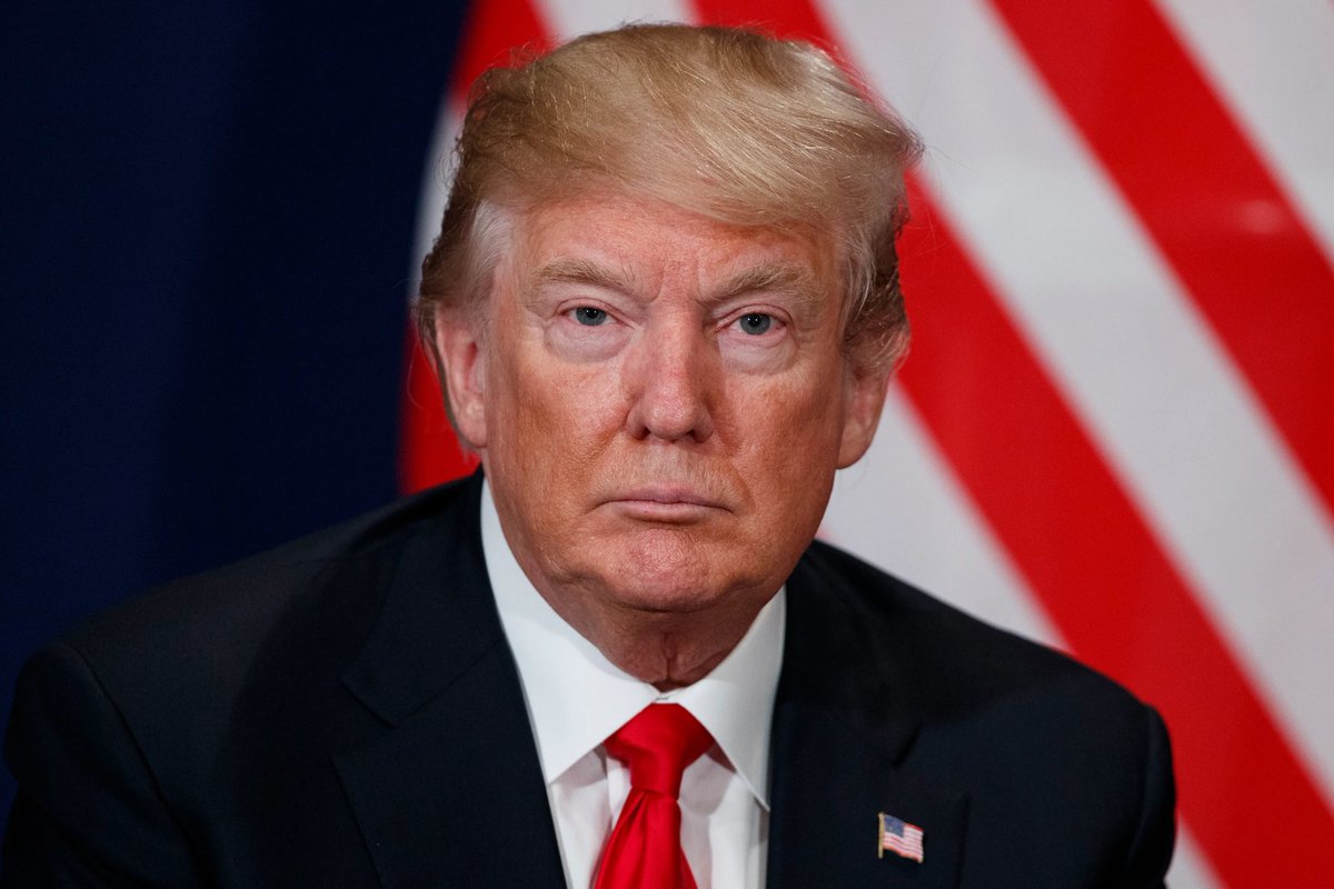 roguexprod's tweet photo. Trump

-shows up late to rehearsals and then presents a “revised schedule” that works best for him

-conceptual ideas and execution don’t add up

-gets boo’d on stage but it only makes him stronger https://t.co/Hmc9bqjzVa