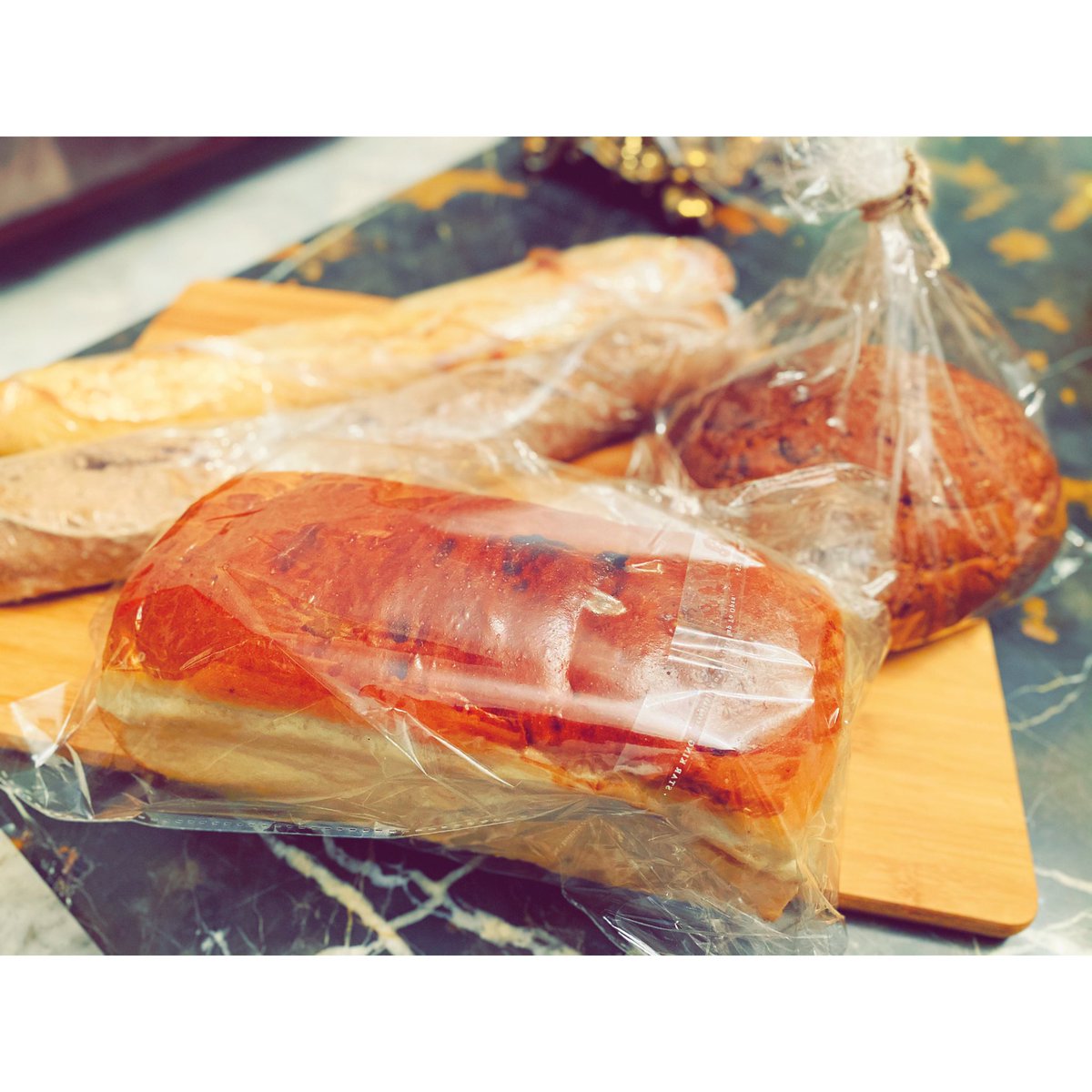 rezzalyshah's tweet photo. Thanks O’ Brownies for sending me these lovely goodies . Absolutely yummy. Best wishes for your venture and wish you all the very success. #isloo #rezzpr #bakeryproducts #isloodiaries💕 #goodiebags https://t.co/37r6V970k0