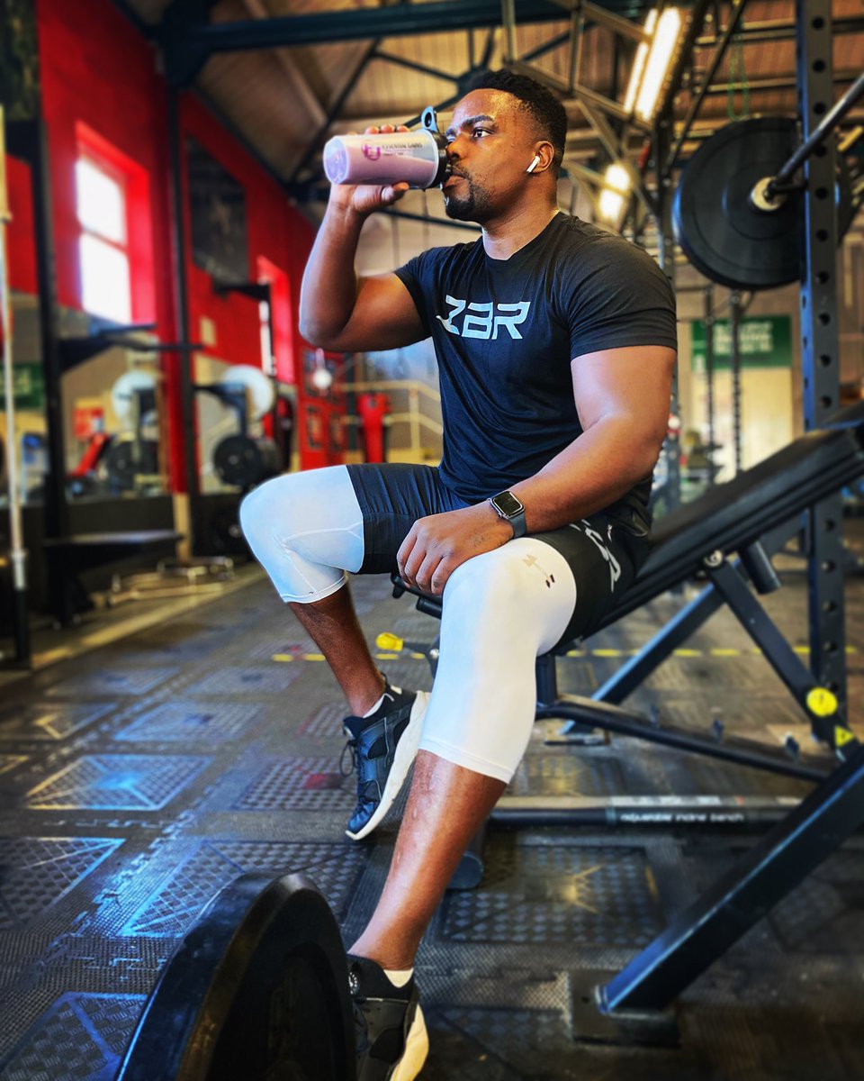 natty_lightsout's tweet photo. FUELLED BY ESSENTIAL GAINS
.
.
.
#EssentialGains #ZBRPerformance #Military #ArmyJobs #ArmyLife #TeamArmy #Boxing #Boxer #BritishArmy #BITG #BigInTheGame π¦π―ππΎ https://t.co/9x8af8FHVb