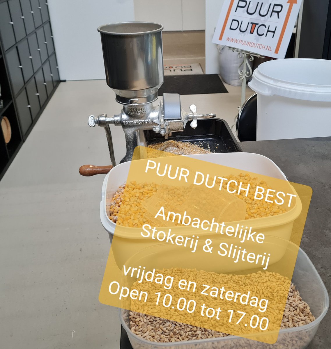 Astad_EU's tweet photo. PUUR DUTCH BEST, Ambachtelijk gemaakte dranken en bonbons. EUROPAPLEIN 1 GEBOUW32 BEST #gin #whiskey #pepergin #cognac #likeur #likorette #rum #eikengerijpt #chocolade #mout #singlemalt #workshop #PuurDutchBest #puurdutch #brabant #puur #kerstpakket #kwaliteit #cadeautip https://t.co/19n3lV8pZt