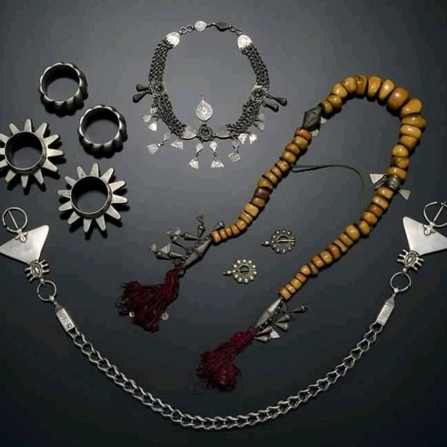 nicelymorocco's tweet photo. .#accessories and #necklace of amazigh #morocco.

--tag your best dear friend 😃And choose one that you like for her/him ? 😎

➡️ We gonna be your window within morocco 💚💛♥️🇲🇦ⵣ♓. https://t.co/HzeGG6zp8v