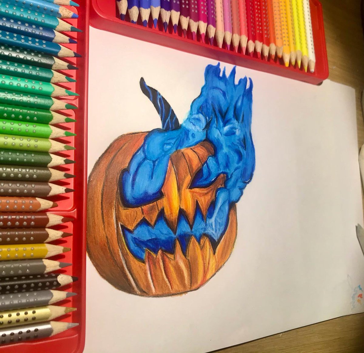 MargotMatito's tweet photo. 🎃🎃🎃#pourtoi #citrouille #halloween #halloweendrawing #citrouillehalloween #citrouilles🎃 #citrouilledessin #fabercatsell #artmatito #matito #promarkersdrawing #promarkers https://t.co/lyGqU3r9g5