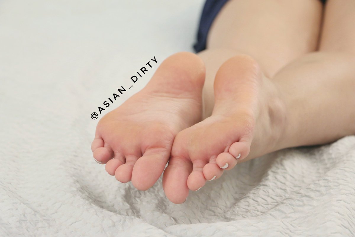 asian_dirty's tweet photo. More soles 😜

#footfetish #footfetishnation #footfetishcommunity #footgoddess #feetporn #footworship #feetlovers #feetfetishworld #footworshipping #footmodel #feet #cutefeet #prettyfeet #toes #barefeet #barefoot #soles #smoothsoles #softsoles #prettysoles #perfectsoles https://t.co/TgB2pK4JA1