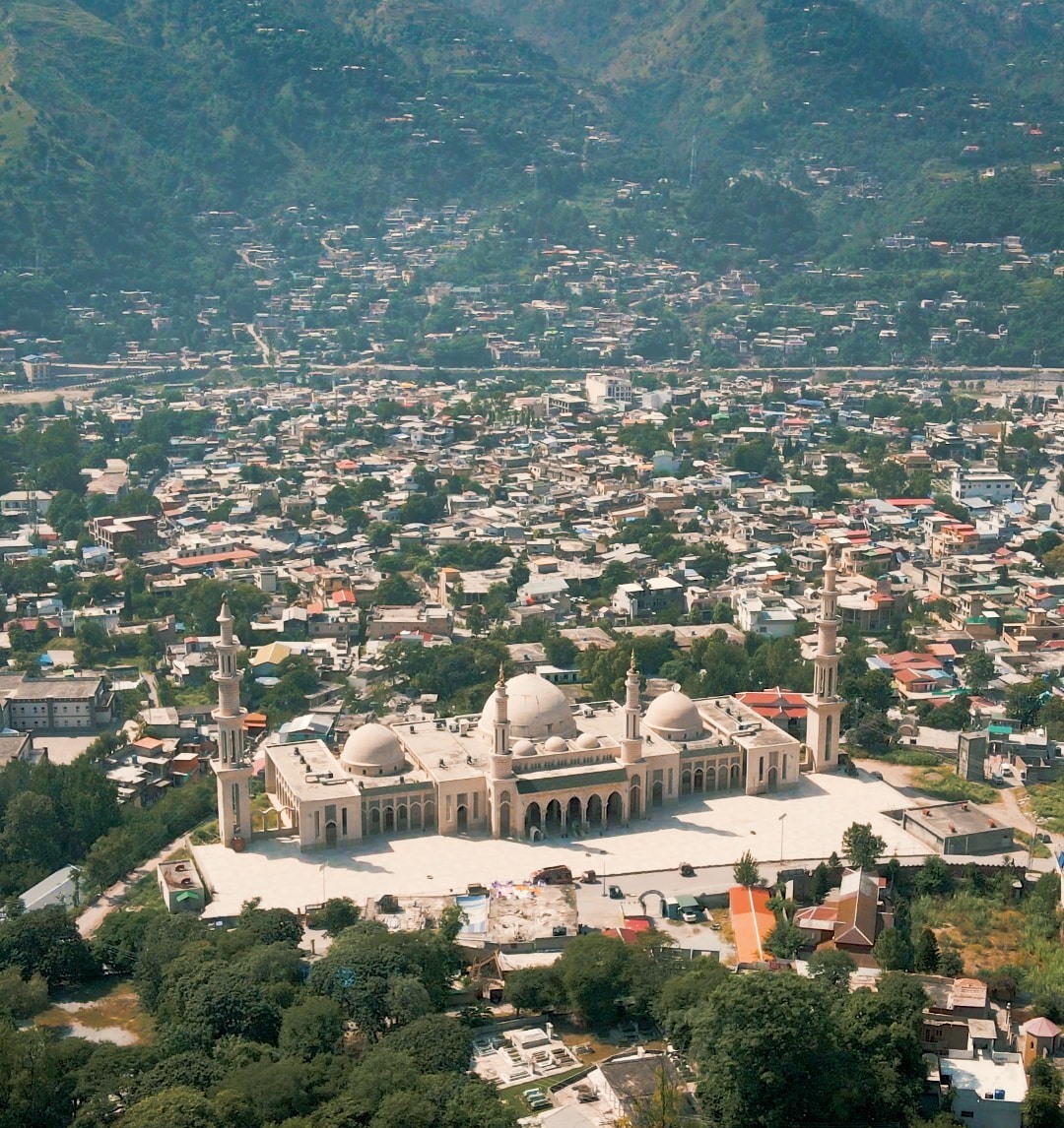matloobtraja's tweet photo. Turkish Ottomans style Mosque in Kashmir. https://t.co/dFEZxE49V0