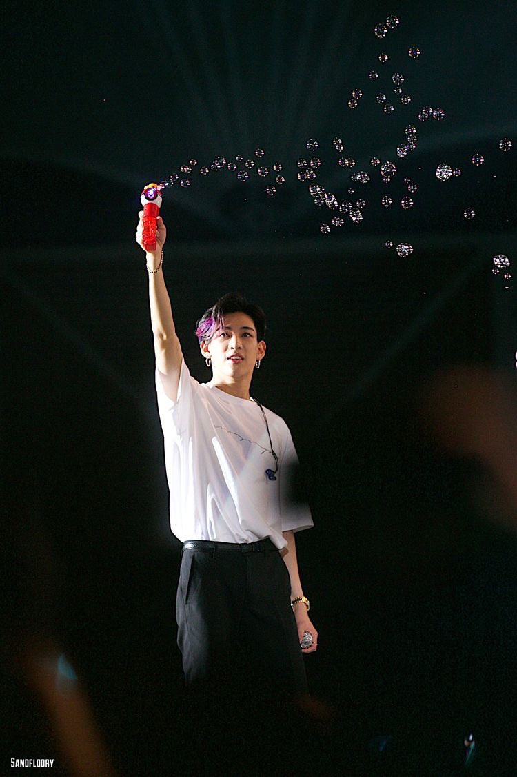 bambam with bubbles ㅡ a thread