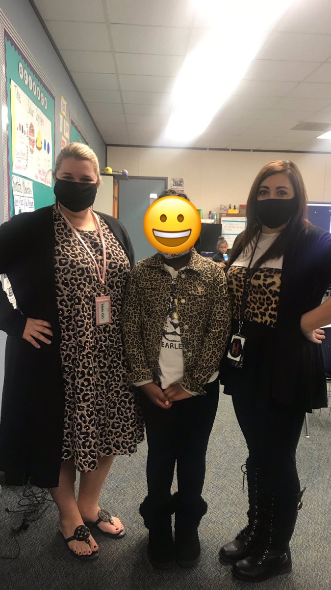 Mrs. Domec tweet media