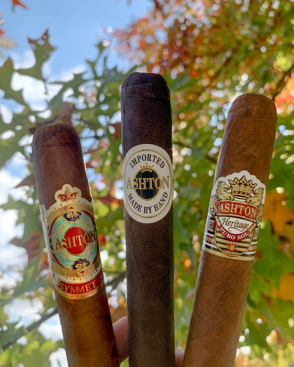 Why do we love Fall here at #AshtonCigars ?

Because of all the different leaf colors!  😎 🍂
#AshtonSymmetry #AshtonClassic #AshtonHeritage