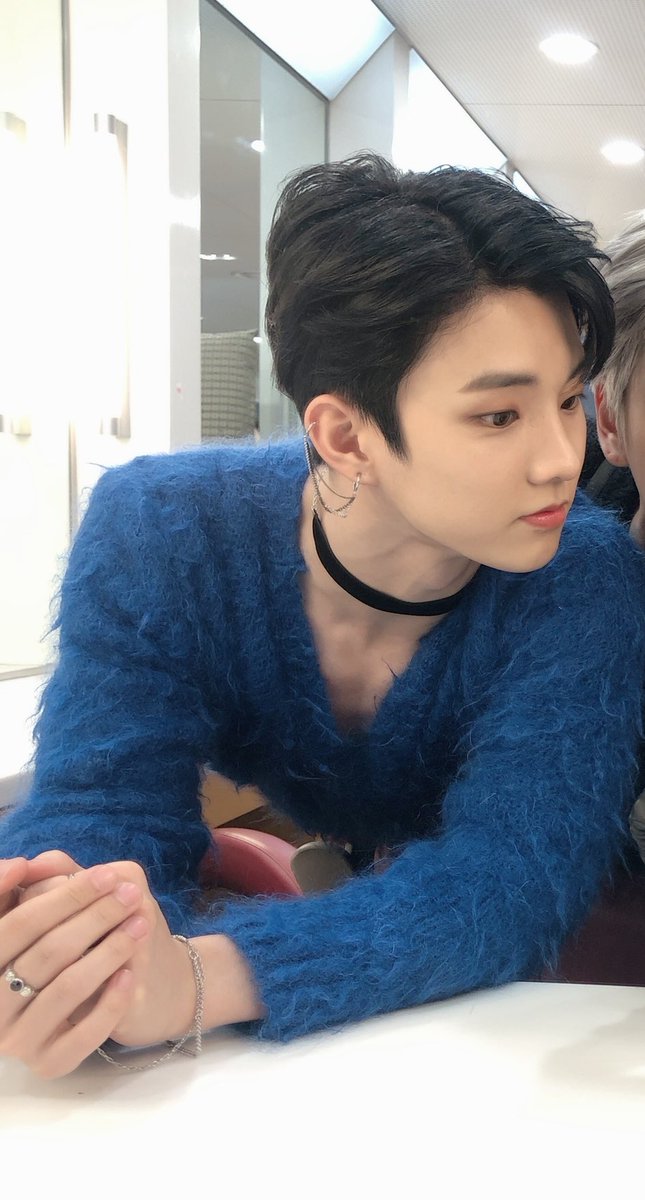 모닝𝟐𝟒⁰² tweet media