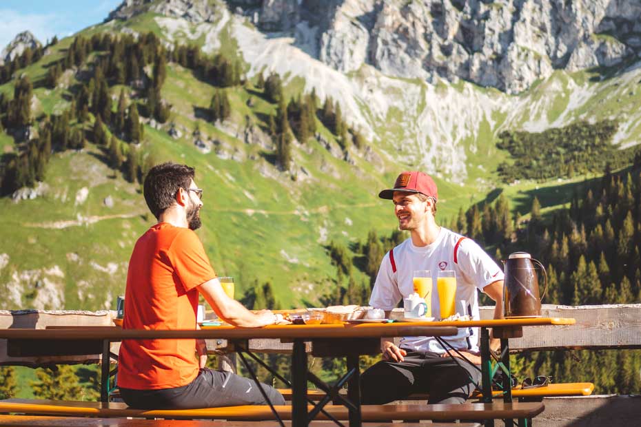 Der Herbst ist die Zeit für Erkältungen 🤒
In unserem online Magazin geben wir euch hilfreiche Ernährungstipps um fit und gesund zu bleiben💪
👇
tannheimertal.com/online-magazin…

#tannheimertal
©️ TVB Tannheimer Tal/Achim Meurer