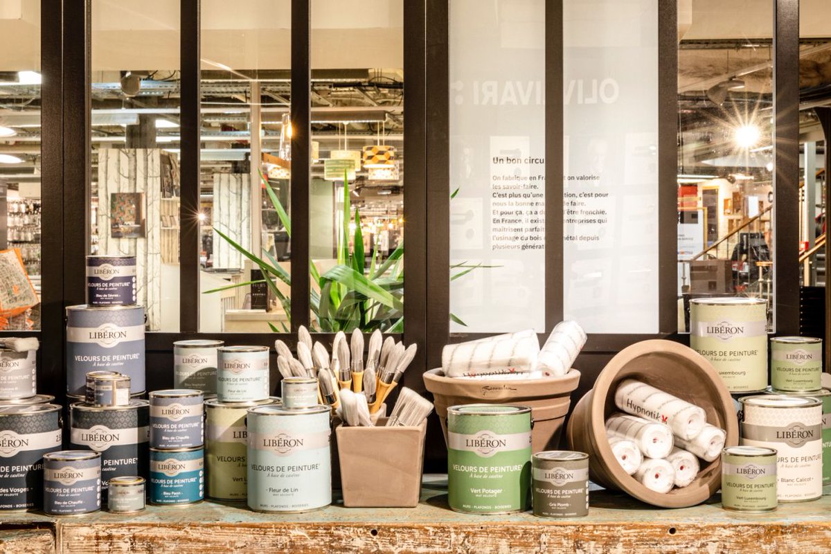 Réveillez le bricoleur qui sommeille en vous : le célèbre étage -1 du <a href="/leBHVmarais/">LE BHV MARAIS</a> reste ouvert pendant toute la durée du confinement, dans le strict respect des règles en vigueur

👉Du mardi au samedi de 11h à 19h 
52 rue de Rivoli, Paris 4ème💡⚒ #RestonsUnis