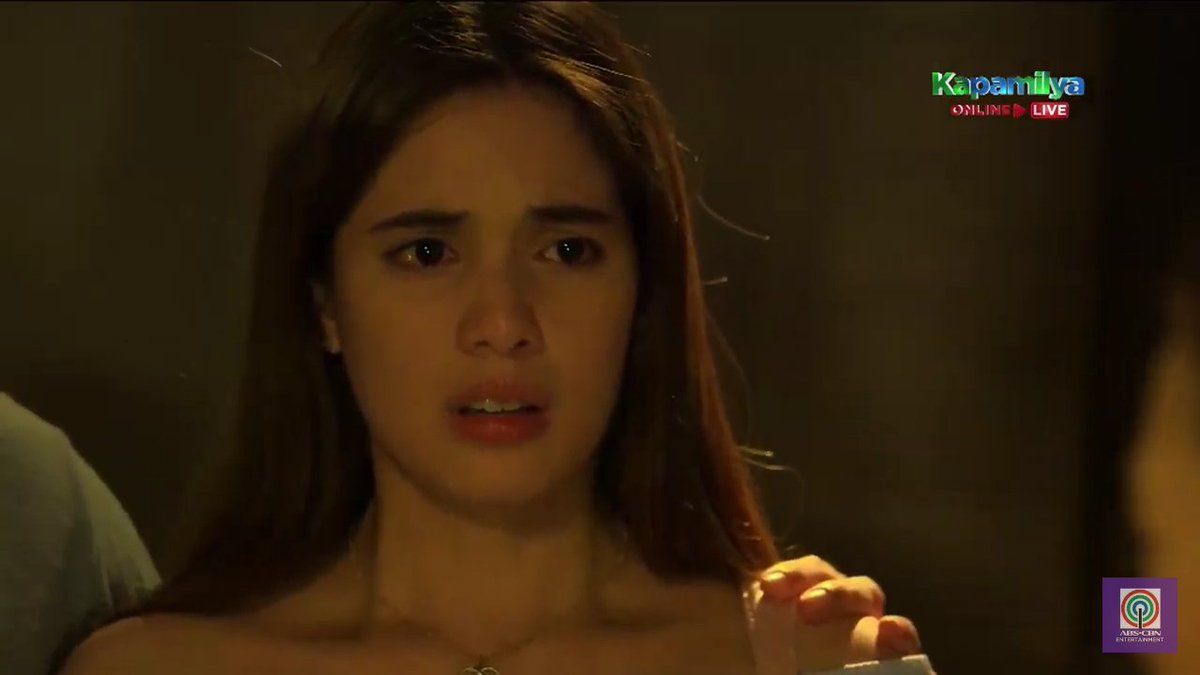teammichvito08's tweet photo. Kung sa hapon pinasasaya ka ni Angge sa BU,  sa gabi naman paiiyakin ka ni Heidi sa #ASIAAbunyag! Iba ka talaga @MichelleVito kakaproud ka!!👏👏❤ https://t.co/gVlQ0mU5ct