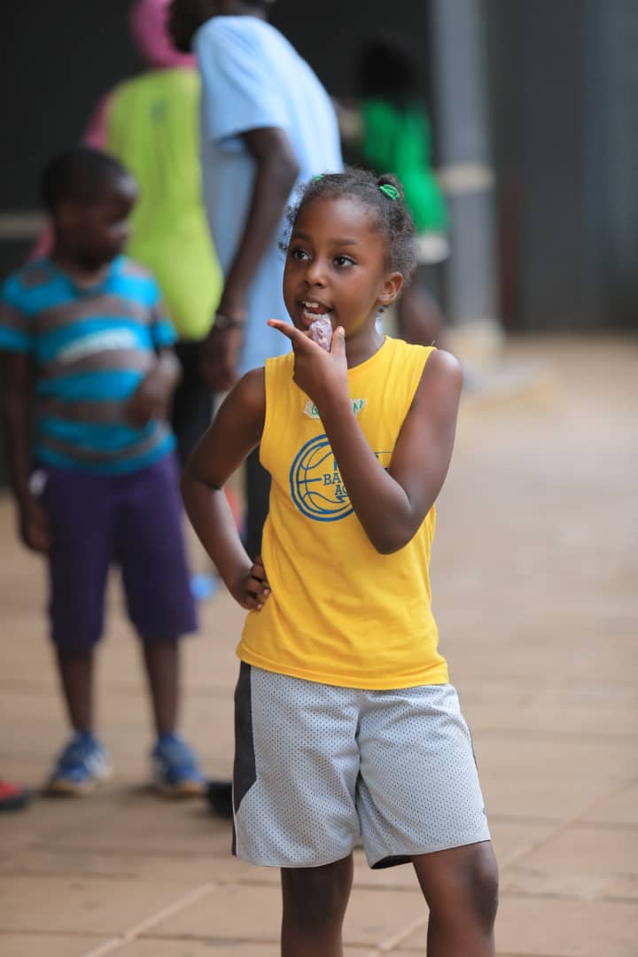 ihoopsbball's tweet photo. #WCW
#WeAreBack
๐จGrab ur #WorkoutKit mark your ๐& join us every #Tuesday & #Thursday at #FastSportsFusion 4 a 2-hr training session!๐จ
TIME: 12:00PM - 2:00PM (8-19yrs)
#iHoopsBasketballisBack
@al_watts_ @ClareBangi @wabai_ @her_roy_alt_y @isyagikelevra @baronedgar @_nahabwe https://t.co/KWHUN3zAg9