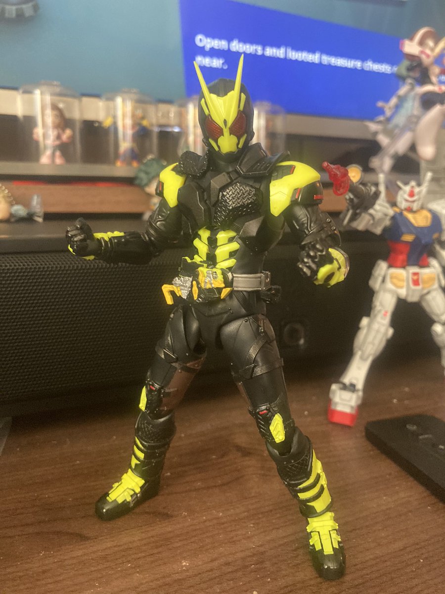 GrandUrsa's tweet photo. Man I love me some rider action, zero zero one is awesome. #KamenRiderZeroOne #zerozeroone #shfiguarts https://t.co/RxltYNfPgt