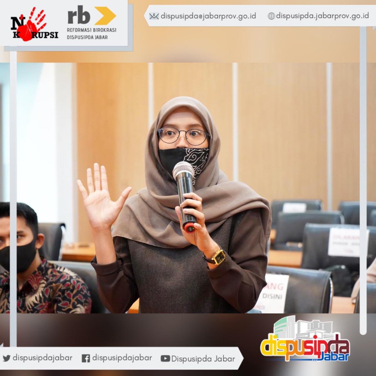 DispusipdaJabar's tweet photo. Selasa (4/11) Telah berlangsung Kegiatan Workshop Training Public Speaking yang bertempat di Graha Pustaloka 1 Dispusipda Jabar.
#jabarkita #jabarjuara #dispusipdajabar #jawabarat #ridwankamil #trainingpublicspeaking https://t.co/XdkVjbCVcT