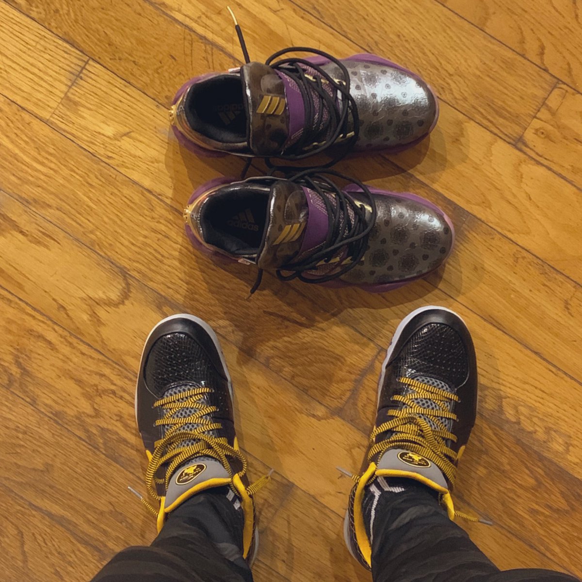 ASTERKICKS's tweet photo. Kobe > Harden
おそらくConclusion🤔
#adidas
#Harden4
#HardenVol4
#5Generals
#FiveGenerals
#nike
#Kobe4
#KobeIV
#KobeIVProtro
#CarpeDiem https://t.co/wnIuXC5f3D