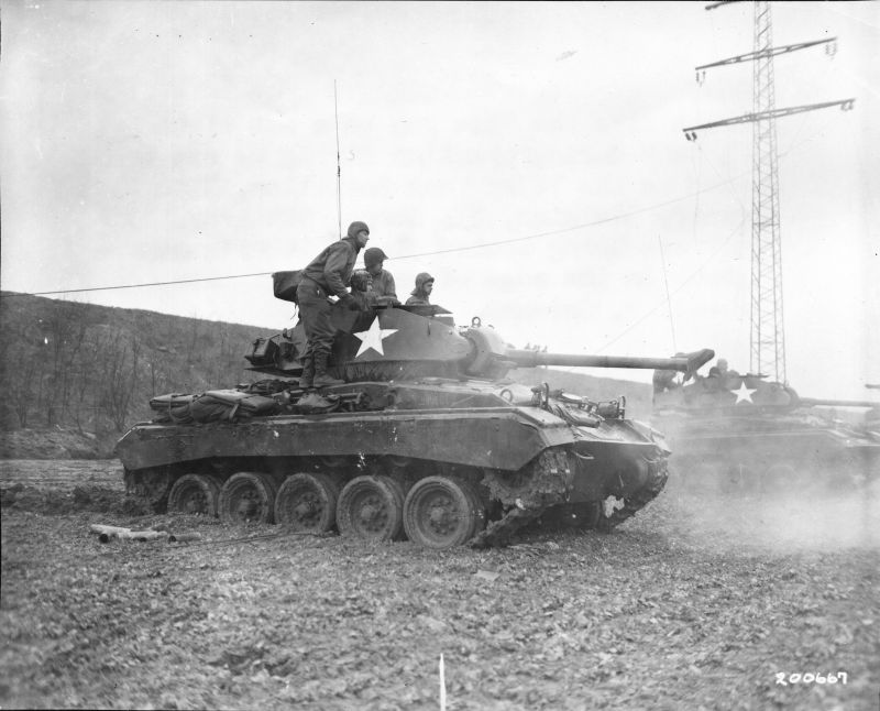 трофейная су 100. кв-1 1 танковая дивизия 1941 год. т. танковая дивизия 1941. кв-1 1 танковая дивизия 1941 год.