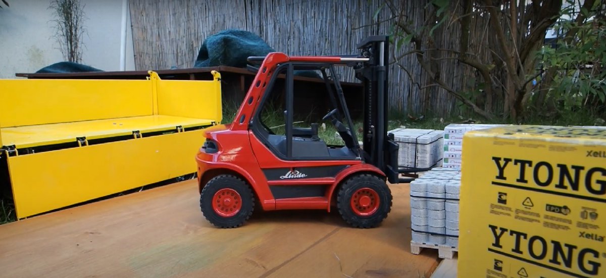 RC_Menzinger's tweet photo. Nice RC forklift action

https://t.co/tiylEfM29r https://t.co/FQHbtXCFKP