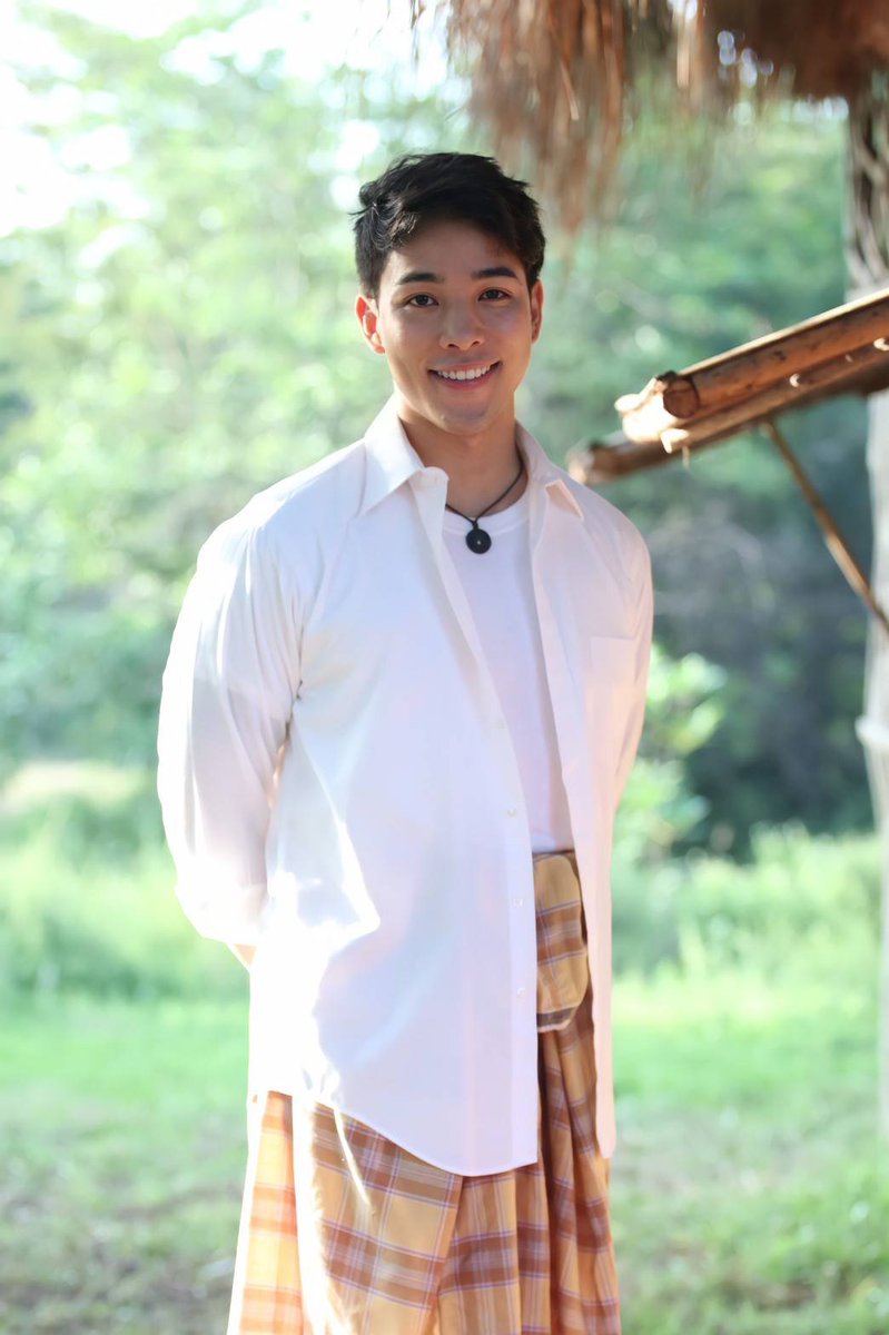 pphupa_official's tweet photo. วันนี้ภูผาไป พิธีบวงสรวงละคร “เก็บแผ่นดิน”เมื่อช่วงบ่ายที่ผ่านมา ที่ “หมู่บ้านคาเซ” ศูนย์ฝึกนักศึกษาวิชาทหารเขาชนไก่ อ.ลาดหญ้า จ.กาญจนบุรี ฝากติดตามผลงานด้วยนะครับ ใกล้ปิดกล้องแล้ว รอดูอองดีกันนะ
#บวงสรวงเก็บแผ่นดิน2020 
#เก็บแผ่นดิน2020 
#เป่าจินจง 
#pphupa 
#ภูผานพวิชญ์ https://t.co/OVKHBCEknO