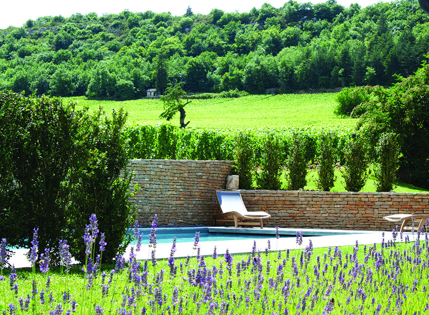 B_Event3's tweet photo. Situé au sud de Beaune, entre Puligny Montrachet et Meursault, Le Hameau de Blagny est un lieu idéal pour un séminaire de Direction, orienté vers l’œnotourisme pour activités. Un lieu encore confidentiel à découvrir ! 😘

➡️ https://t.co/8SBeIU80vQ https://t.co/ObPGTWr6df