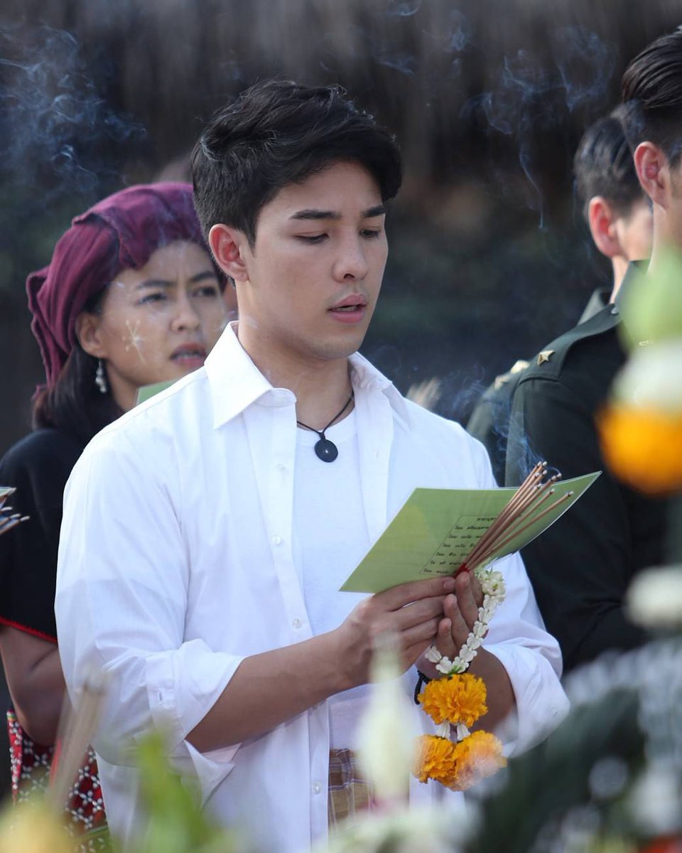 pphupa_official's tweet photo. วันนี้ภูผาไป พิธีบวงสรวงละคร “เก็บแผ่นดิน”เมื่อช่วงบ่ายที่ผ่านมา ที่ “หมู่บ้านคาเซ” ศูนย์ฝึกนักศึกษาวิชาทหารเขาชนไก่ อ.ลาดหญ้า จ.กาญจนบุรี ฝากติดตามผลงานด้วยนะครับ ใกล้ปิดกล้องแล้ว รอดูอองดีกันนะ
#บวงสรวงเก็บแผ่นดิน2020 
#เก็บแผ่นดิน2020 
#เป่าจินจง 
#pphupa 
#ภูผานพวิชญ์ https://t.co/zSFxAxCug2
