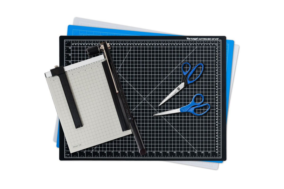 Dahle_NA's tweet image. Dahle Vantage® products allow you to express your creativity at a price you can afford. buff.ly/2TIzeOY #papercutter #cuttingmat #scissor #getcreative #creativityonabudget #Dahlequality