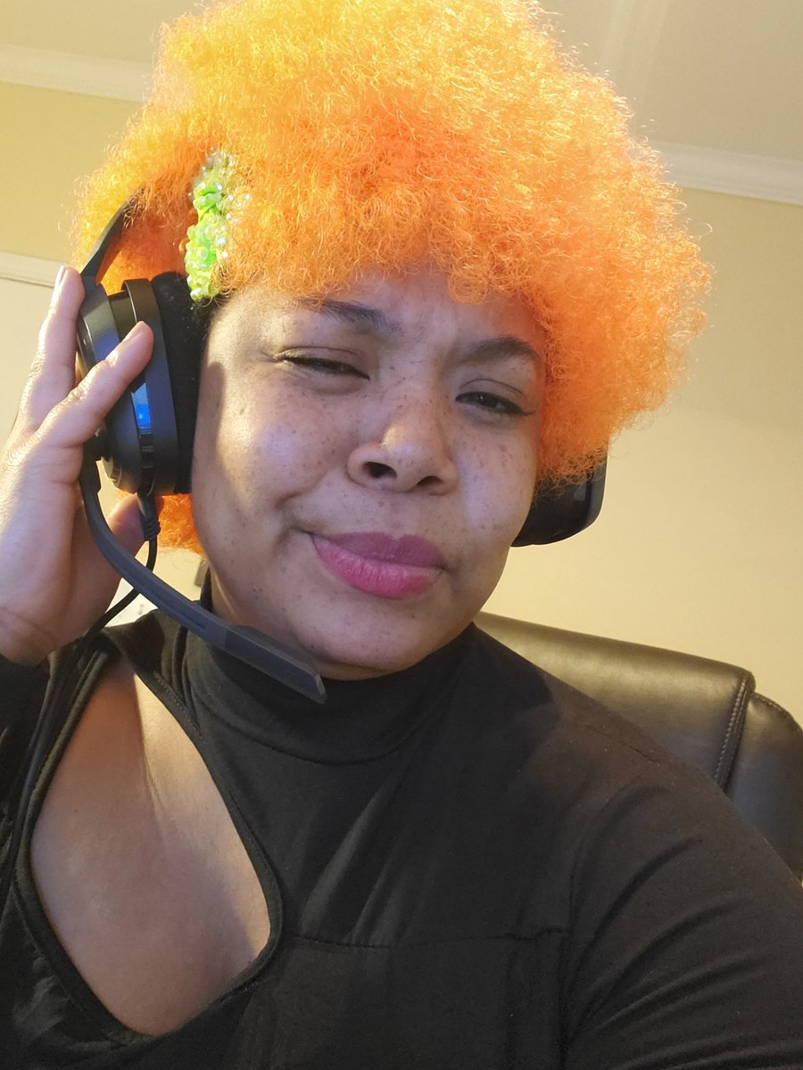 Dayummgyrl's tweet photo. @TwitchStreamSUP https://t.co/xa9CvRM2J9
Come #jointheglow #weglowbaby #glowoff We are almost there 30 more followers!!! To 200!! https://t.co/TGcxc25PSl
